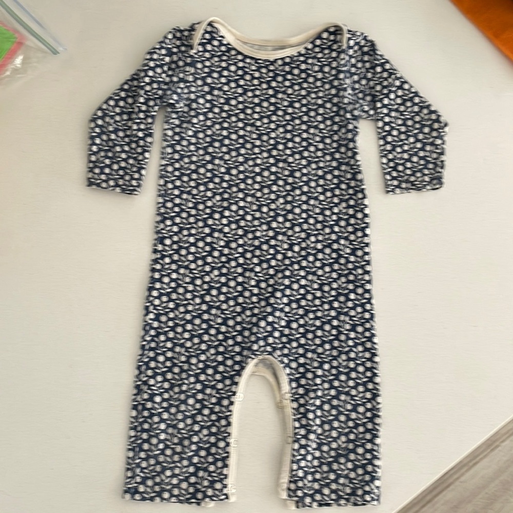 Soft 100 percent cotton Winter water factory onesie